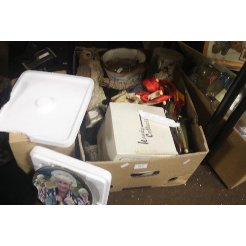 531 - A QUANTITY OF SUNDRIES TO INCLUDE ORNAMENTS, PICTURE PLATES ETC