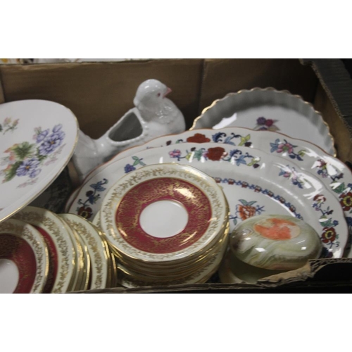 541 - TWO TRAYS OF CERAMICS TO INCLUDE PART TEASETS TO INCLUDE PARAGON (TRAYS NOT INCLUDED)