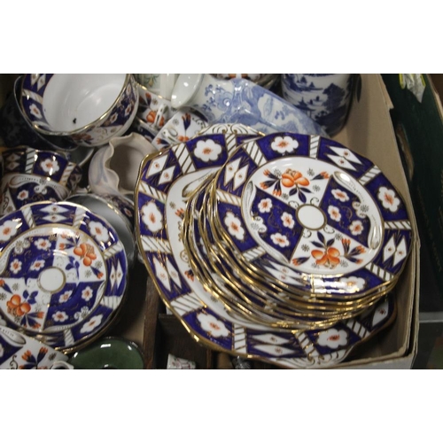 579 - TWO TRAYS OF CERAMICS TO INCLUDE A VICTORIAN TEASET (TRAYS NOT INCLUDED)