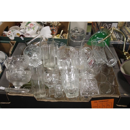 580 - A TRAY OF GLASSWARE TOGETHER WITH A TRAY OF CHINA (TRAYS NOT INCLUDED)