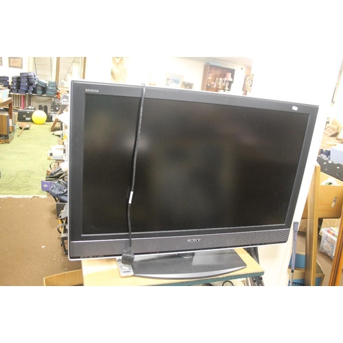 593 - A SONY 40 INCH FLAT SCREEN TV