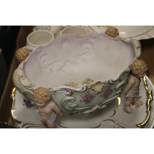 625 - A TRAY OF CERAMICS TO INCLUDE A CAPO DI-MONTE FIGURATIVE BOWL (TRAYS NOT INCLUDED)