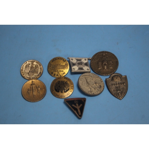 177 - A QUANTITY OF 3RD REICH BADGES AND TINNIES ETC