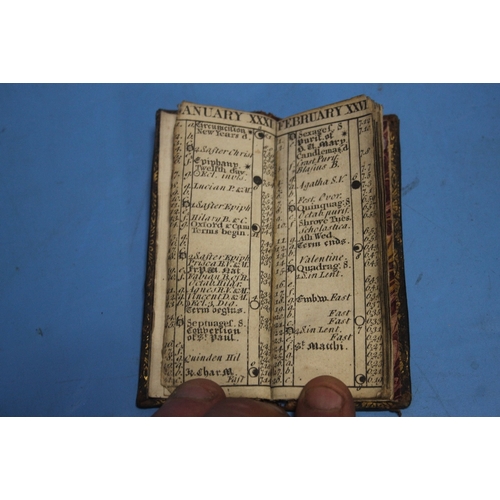 199 - A BOX OF ANTIQUARIAN MINIATURE AND POCKET SIZE BOOKS TO INCLUDE OXFORD ALMANAC 1730, BRICES ENGLISH ... 