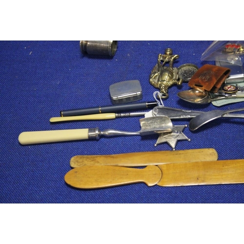 107 - A QUANTITY OF COLLECTABLES TO INCLUDE LETTER OPENER, VESTA ETC