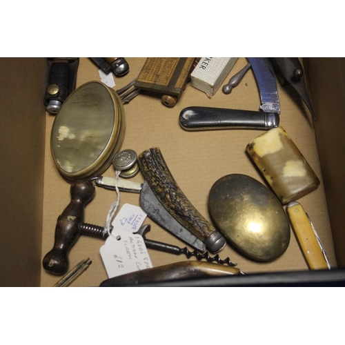 155 - A BOX OF COLLECTABLES TO INCLUDE PEN KNIVES, CORKSCREWS ETC