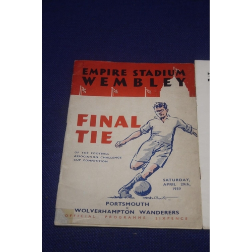 252 - A WOLVERHAMPTON WANDERERS V GRIMSBY TOWN FA CHALLENGE CUP SEMI-FINAL PROGRAMME 1939 TOGETHER WITH A ... 