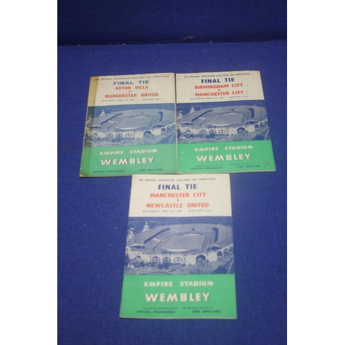 257 - AN ASTON VILLA V MANCHESTER UNITED CUP FINAL PROGRAMME 1957 TOGETHER WITH A MANCHESTER CITY V NEWCAS... 