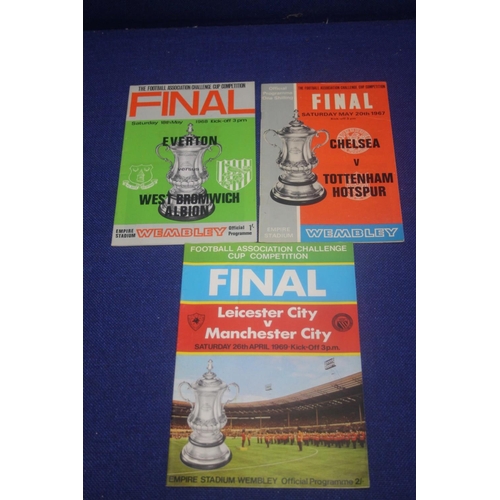 261 - A CHELSEA V TOTTENHAM CUP FINAL PROGRAMME 1967 TOGETHER WITH A EVERTON V WEST BROMWICH  ALBION CUP F... 