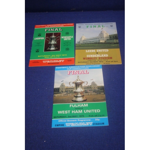 263 - A 1973 LEEDS UNITED V SUNDERLAND CUP FINAL PROGRAMME TOGETHER WITH A LIVERPOOL V NEWCASTLE 1974 CUP ... 