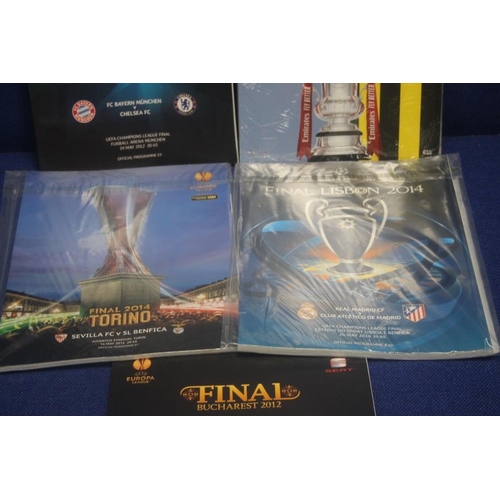 272 - A COLLECTION OF CUP FINAL PROGRAMMES TO INCLUDE 2019 CUP FINAL PROGRAMME MUNICH 2012 CHAMPIONS LEAGU... 