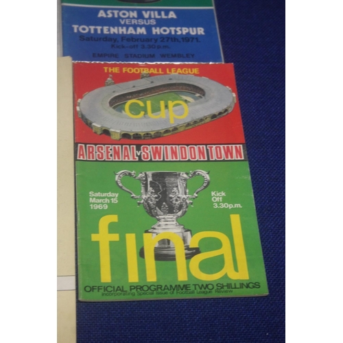 274 - A COLLECTION OF CUP FINAL PROGRAMMES TO INCLUDE 1984 EVERTON V LIVERPOOL CUP FINAL PROGRAMME, ARSENA... 