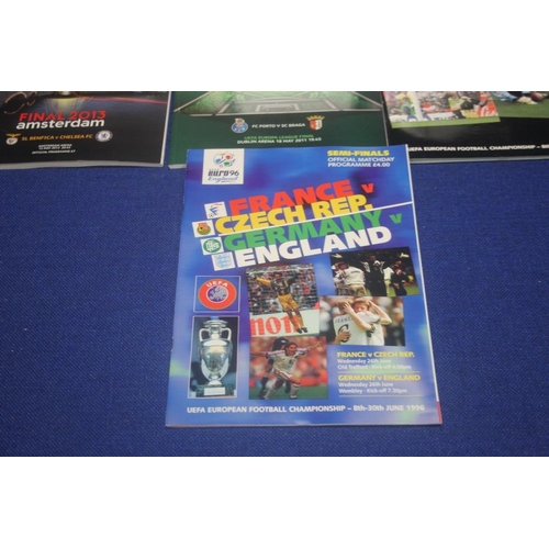 275 - A EURO 96 ENGLAND V CZECH REPUBLIC CUP PROGRAMME TOGETHER WITH A COLLECTION OF 5 EROPA LEAGUE CUP FI... 