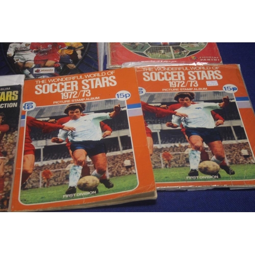 291 - A COLLECTION OF STICKER ALBUMS ALL APPEAR TO BE COMPLETE TO INCLUDE 1972-1973 SOCCER STARS, FOOTBALL... 