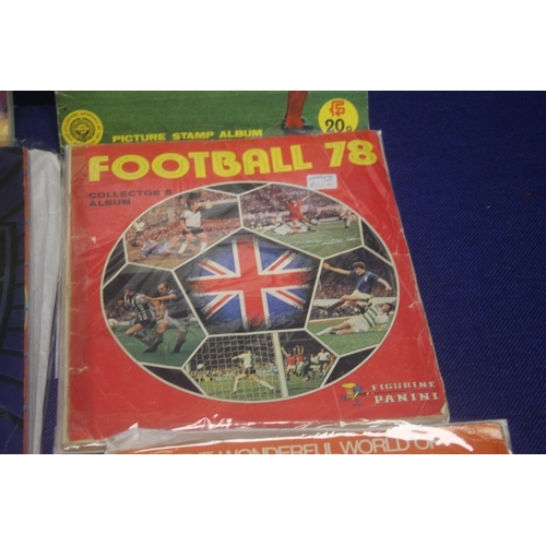 291 - A COLLECTION OF STICKER ALBUMS ALL APPEAR TO BE COMPLETE TO INCLUDE 1972-1973 SOCCER STARS, FOOTBALL... 