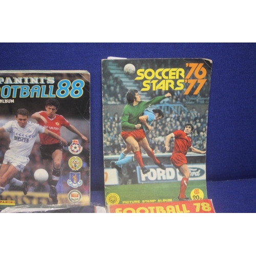 291 - A COLLECTION OF STICKER ALBUMS ALL APPEAR TO BE COMPLETE TO INCLUDE 1972-1973 SOCCER STARS, FOOTBALL... 