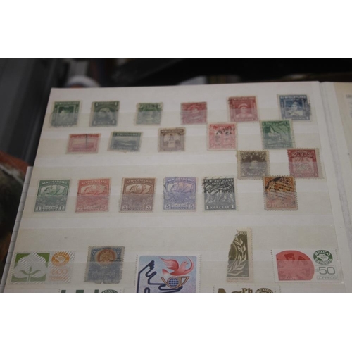 331 - A QUANTITY OF ASSORTED STAMPS IN ALBUMS TO INCLUDE CHINESE EXAMPLES