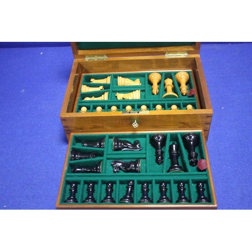 464 - A CASED STAUNTON CHESS SET AND BOARD WITH KEY