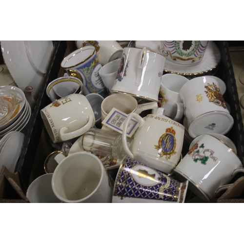 483 - A QUANTITY OF COMMEMORATIVE WARE TO INCLUDE MUGS AND PLATES (TRAYS NOT INCLUDED)