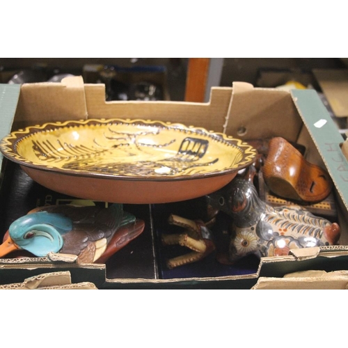 510 - A TRAY OF COLLECTABLES TO INCLUDE A LARGE OWL SLIPWARE DISH