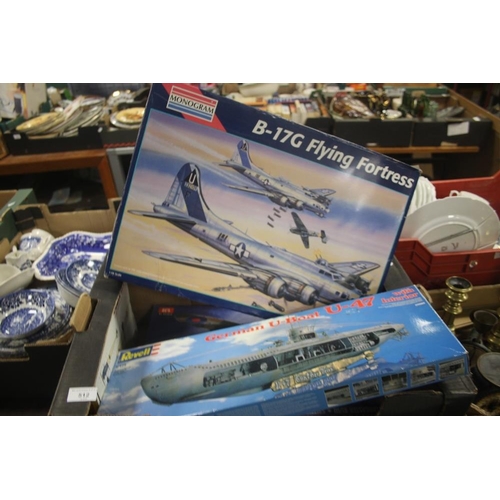 512 - A TRAY OF MODEL KITS TO INCLUDE VARIOS AEROPLANES PARTS NOT CHECKED