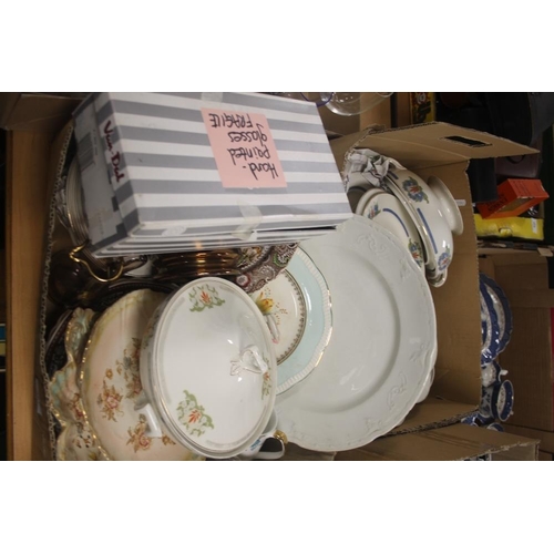 561 - TWO TRAYS OF MIXED CHINA AND GLASSWARE TO INCLUDE A PART GRINDLEY DINNER SET AND PAINTED GLASS SET