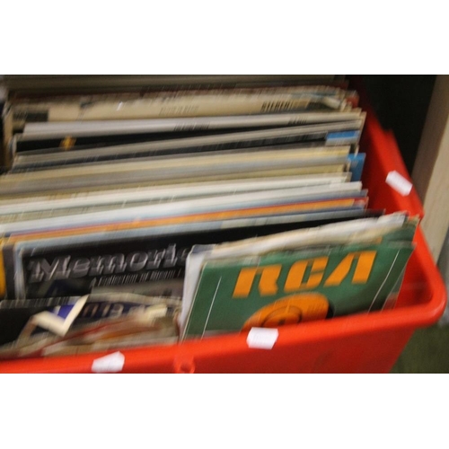 598 - A TRAY CONTAINING LP AND SINGLES RECORDS, TOGETHER WITH BOX SETS, (LP RECORDS ARE MAINLY EASY LISTEN... 