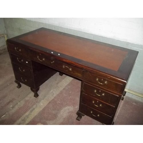 829 - AN ANTIQUE LEATHER INLAID TWIN DESK