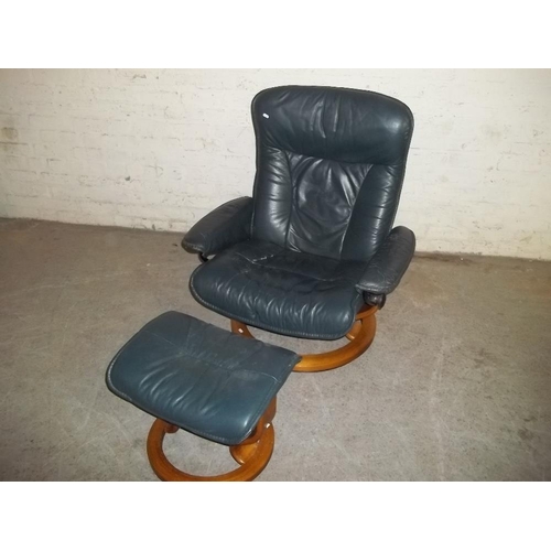 922 - AN EKORNES STRESSLESS STYLE SWIVEL CHAIR