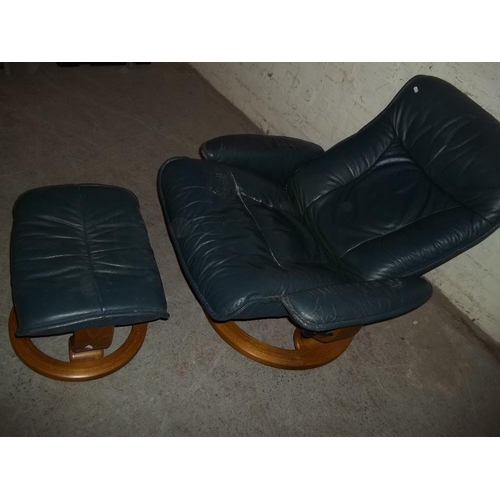 922 - AN EKORNES STRESSLESS STYLE SWIVEL CHAIR