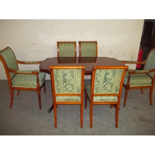 925 - A YEW EXTENDING DINING ROOM TABLE AND 6 CHAIRS