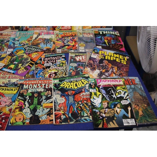 187 - A COLLECTION OF ASSORTED MARVEL COMICS, to include Fantastic Four, Captain Britain etc