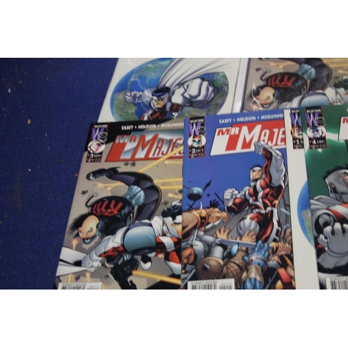 58 - A COLLECTION OF WILDSTORM MR MAJESTIC COMICS ISSUES 1-5 1999, together with multiple copies of Mr Ma... 