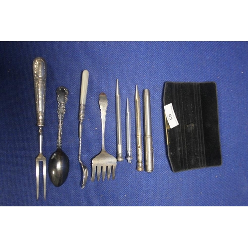 63 - A COLLECTION OF HALLMARKED SILVER AND WHITE METAL ITEMS TO INCLUDE PENS