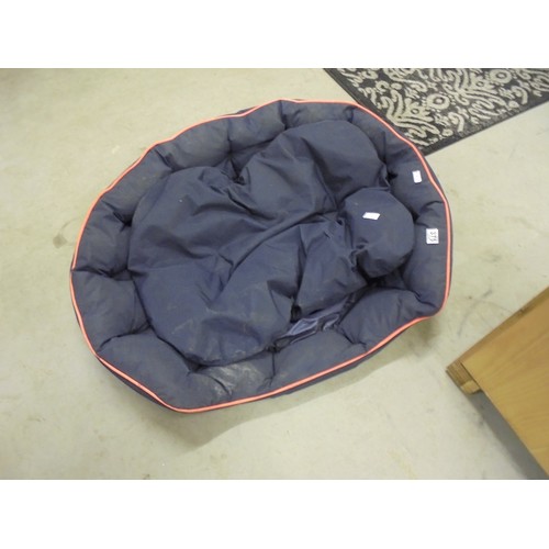 375 - Black Dog Bed