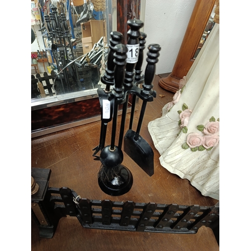 18 - Fire Front & Fire Irons