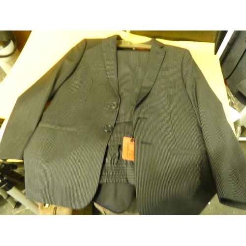 54 - NEW 1880 CLUB SUIT (AGE 9/10, HEIGHT 140, CHEST 29, GREY PINSTRIPE)