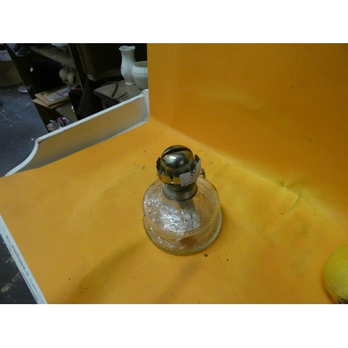 53 - OIL LAMP BASE