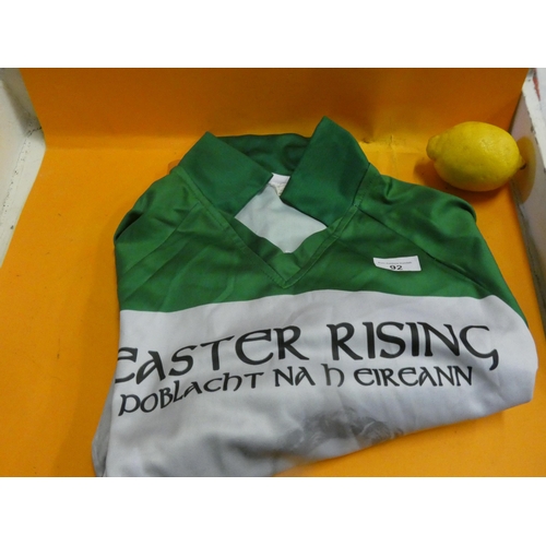 92 - EASTER RISING POBLACHT NA HEIREANN T. SHIRT SIZE XL