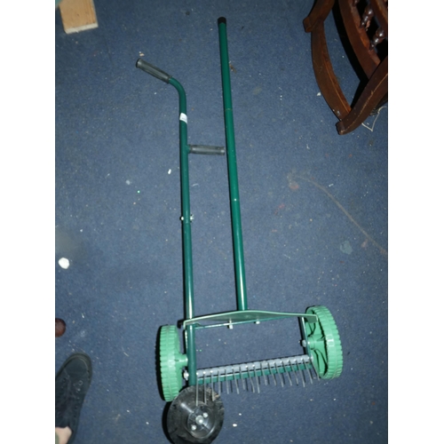 488 - MOSS RAKE AND GARDEN TOOL