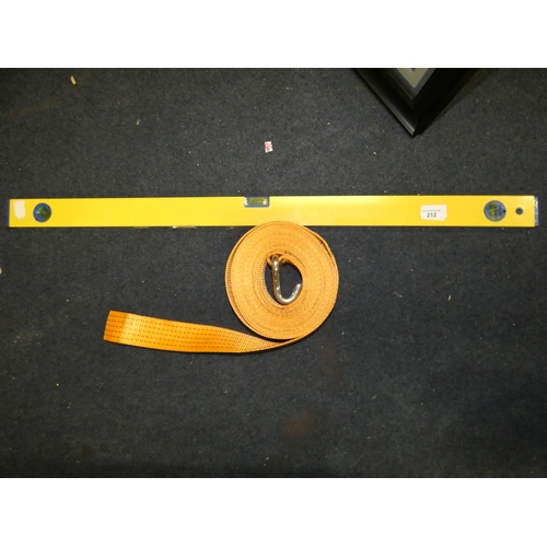 212 - ORABGE STRAP AND SPIRIT LEVEL