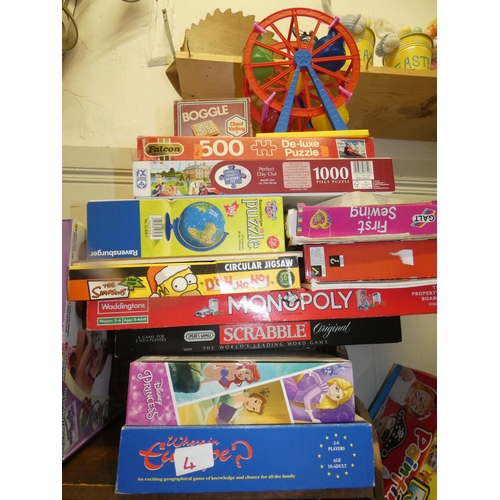 4 - LOT OF GAMES