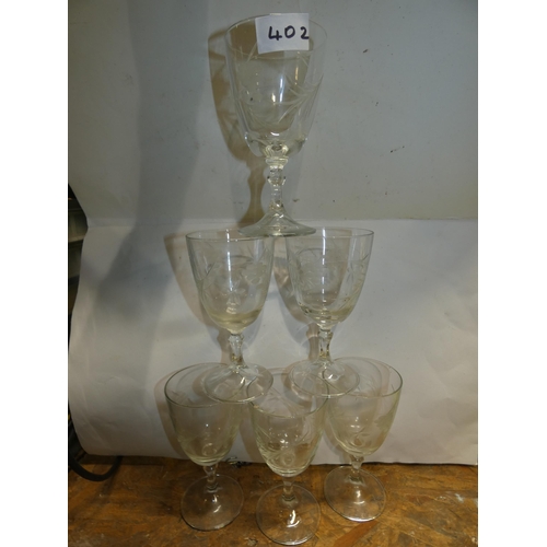 402 - DUISKE WINE GLASSES