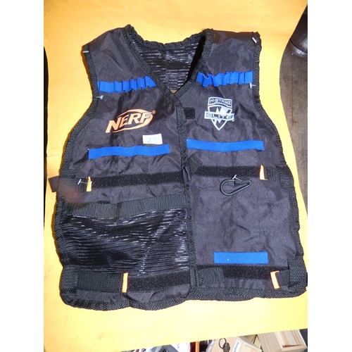 23 - NERF TACTICAL VEST