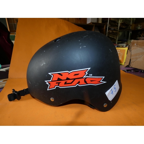 75 - BLACK SAFETY HELMET