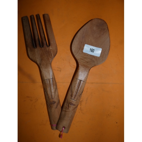 160 - WOODEN CUTLERY