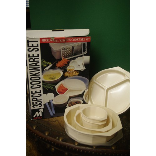 46 - 35 PCE COOKWARE SET