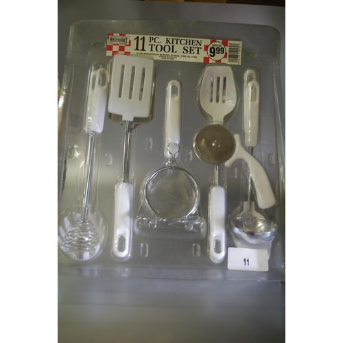 11 - 11 PCE KITCHEN TOOL SET