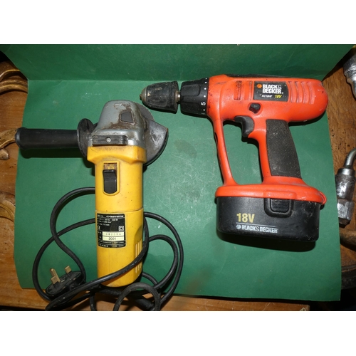 14 - DRILL BLACK AND DECKER +SANDER BAVARIA