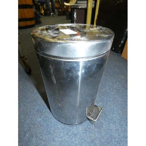 13 - PEDAL BIN